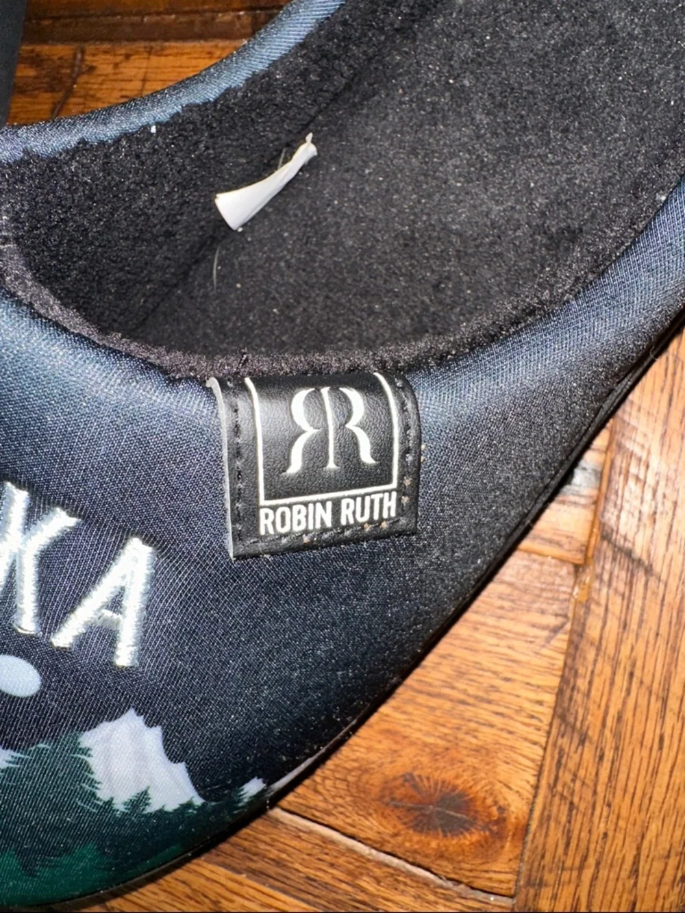 Like New Robin Ruth Slippers - Picture 2 of 3